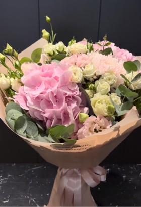 White and Pink Bouquet Karışık Buket