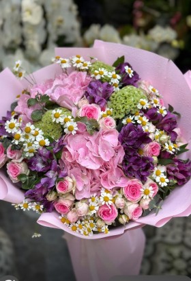 Bloom Charm bouquet