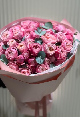 Pink Whisper Bouguet